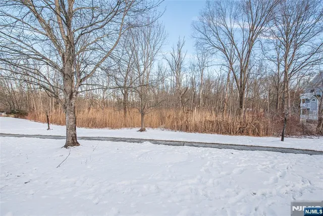 $448,000 | 10 Springbrook Road East, Montville, NJ 07045