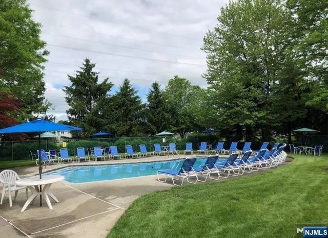 $448,000 | 10 Springbrook Road East, Montville, NJ 07045