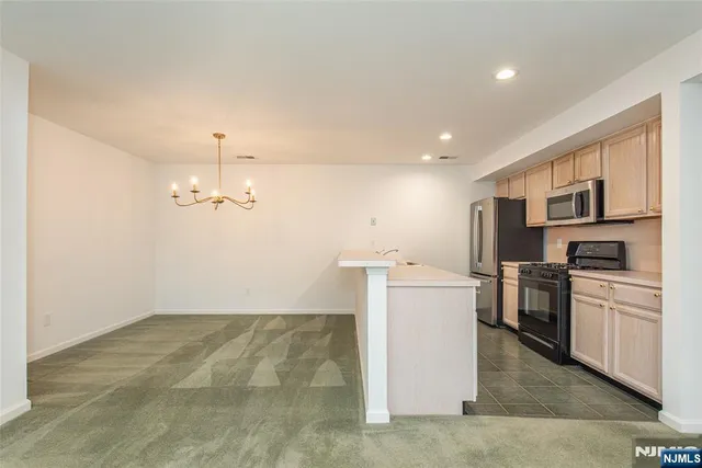 $448,000 | 10 Springbrook Road East, Montville, NJ 07045