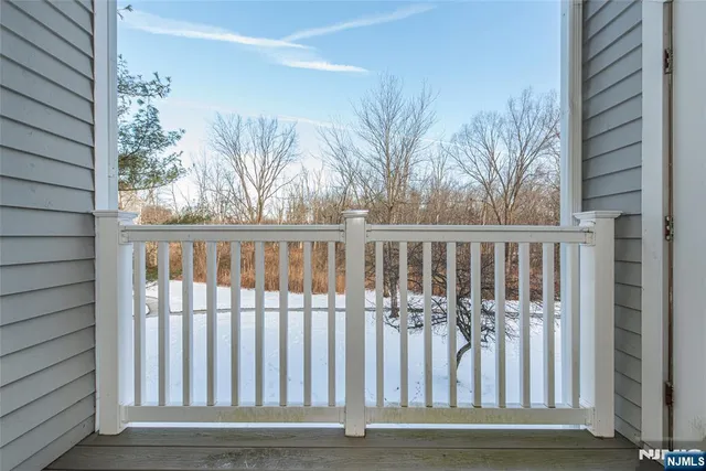 $448,000 | 10 Springbrook Road East, Montville, NJ 07045