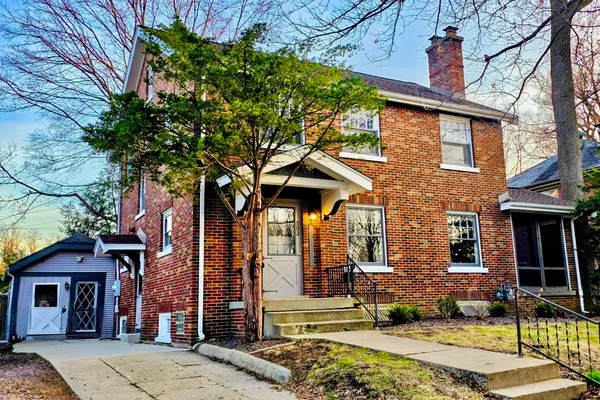 $249,900 | 503 East Chestnut Street, Bloomington, IL 61701