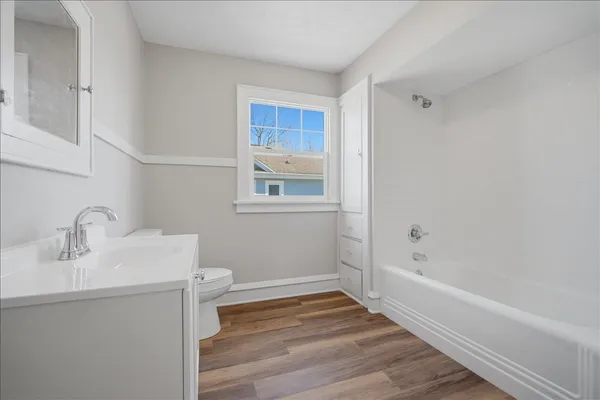 $249,900 | 503 East Chestnut Street, Bloomington, IL 61701