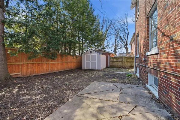 $249,900 | 503 East Chestnut Street, Bloomington, IL 61701