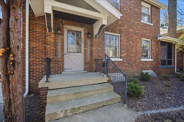 $249,900 | 503 East Chestnut Street, Bloomington, IL 61701