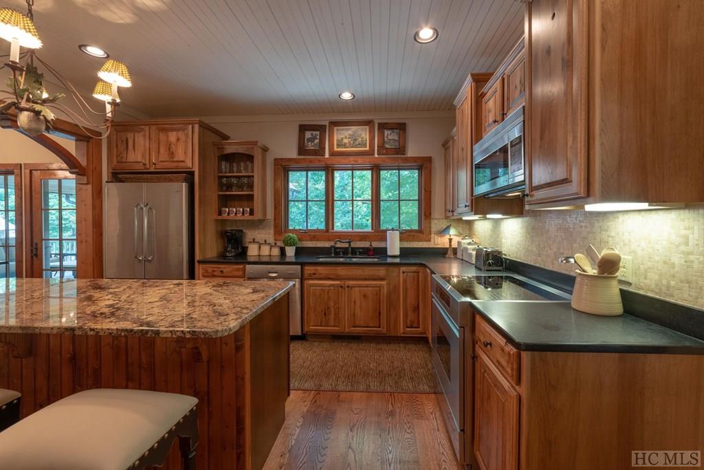 38 Ridge Loop Cullowhee, NC 28723 - Photo 14 of 39 Gallery Image 14