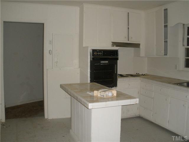 3808 Polly Street Raleigh, NC 27610 - Photo 3 of 5 Gallery Image 3