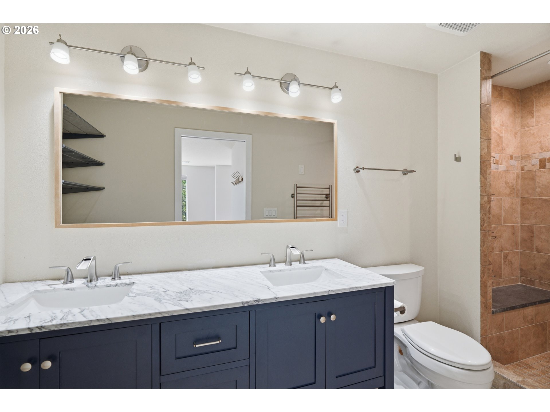3340 Northwest Julia Street Camas, WA 98607 - Photo 27 of 48 Bathroom, Attached