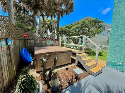 $1,090,000 | 107 North 6th Street, Flagler Beach, FL 32136