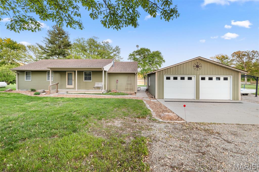 28 Log Lane Irving, IL 62051 - Photo 11 of 35
