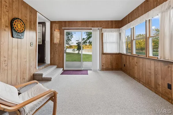 $329,900 | 28 Log Lane, Irving, IL 62051