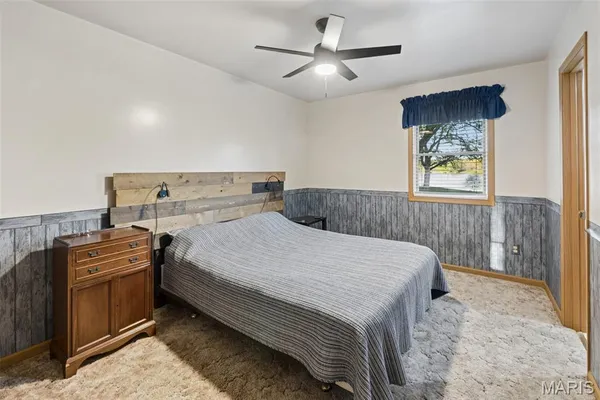 $329,900 | 28 Log Lane, Irving, IL 62051