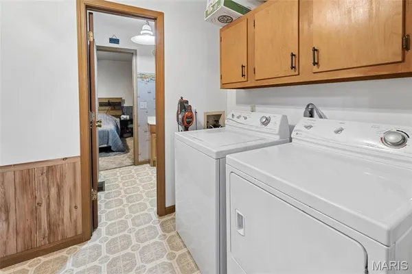 $329,900 | 28 Log Lane, Irving, IL 62051
