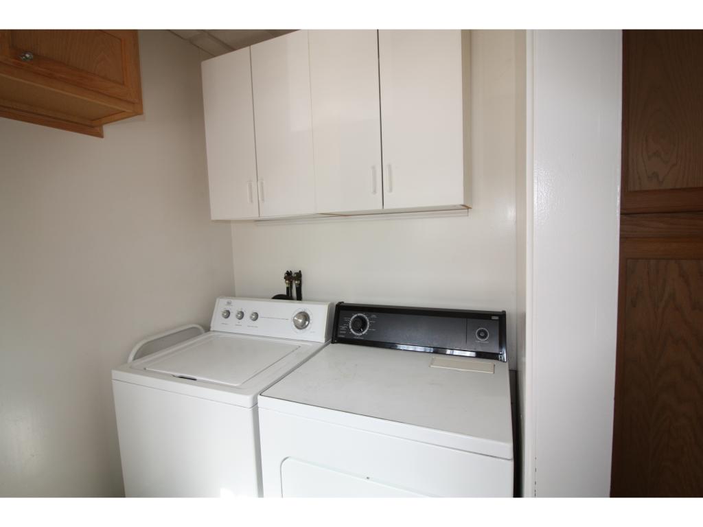 526 Maple Street Manchester, NH 03104 - Photo 11 of 20 Gallery Image 11