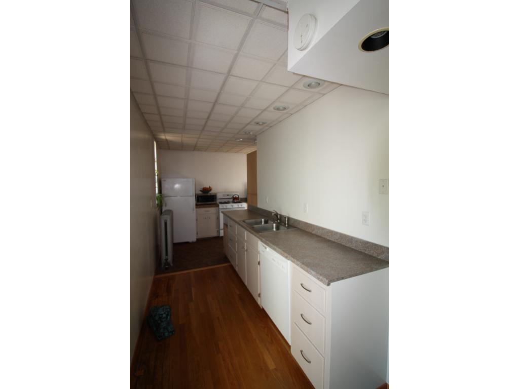 526 Maple Street Manchester, NH 03104 - Photo 12 of 20 Gallery Image 12