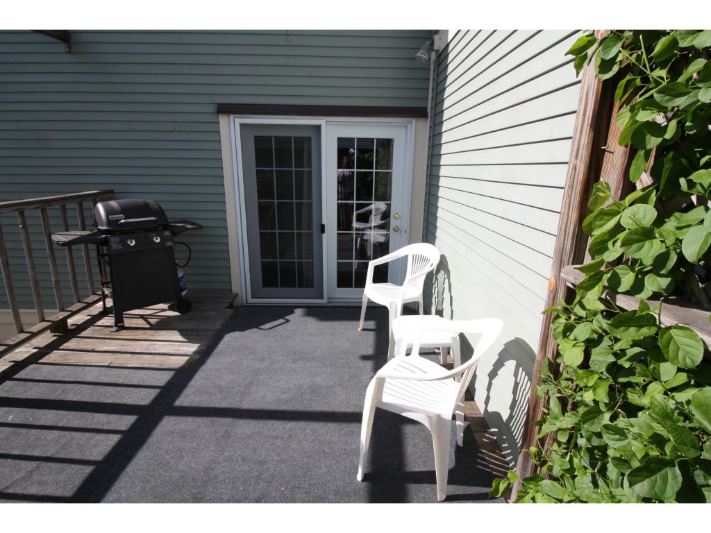 526 Maple Street Manchester, NH 03104 - Photo 5 of 20 Gallery Image 5