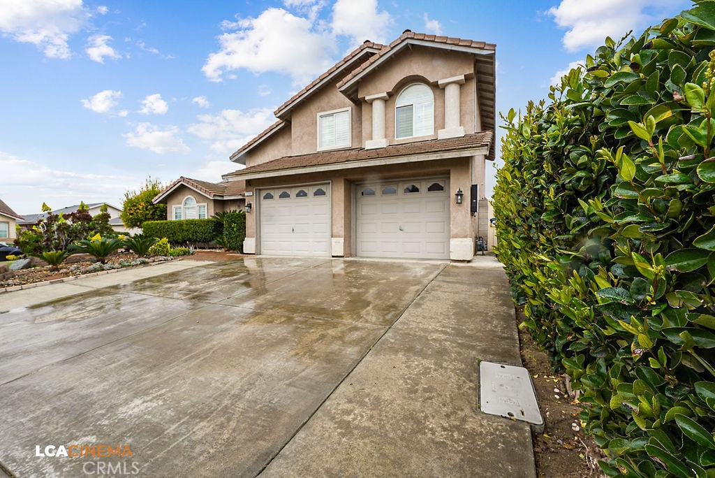 2209 Ruffino Court Delano, CA 93215 - Photo 2 of 21