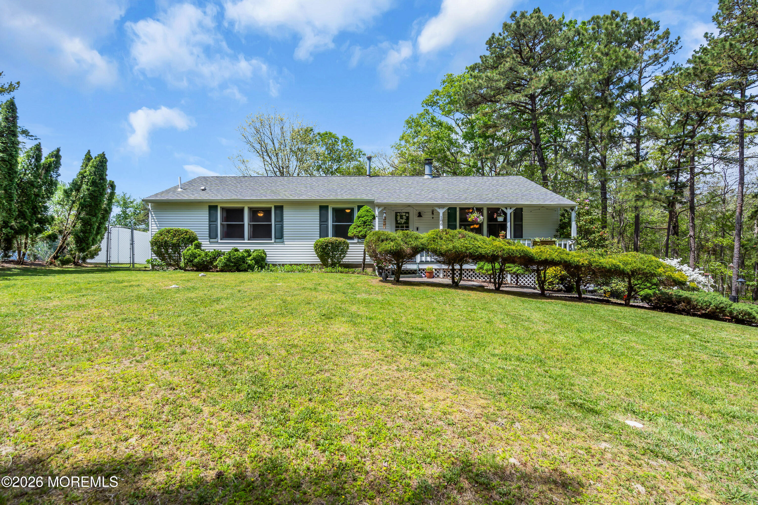 188 South Cooks Bridge Road Jackson, NJ 08527 - Photo 2 of 48 DSC08828