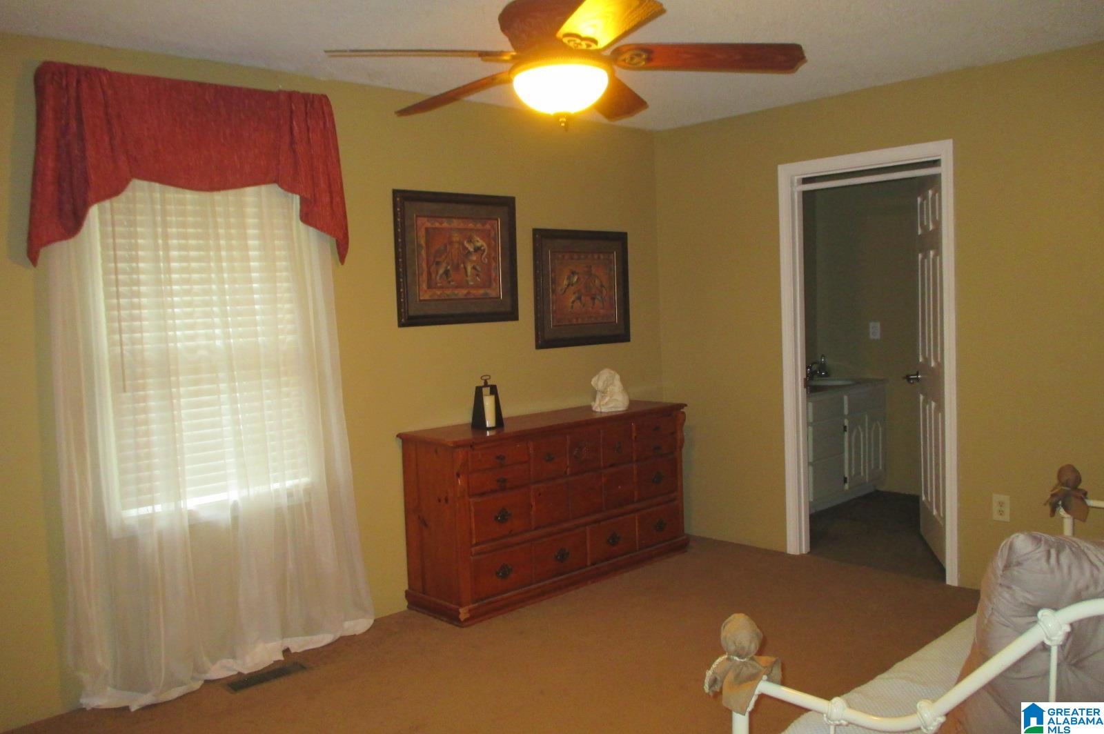 125 Cedar Drive Oneonta, AL 35121 - Photo 17 of 36
