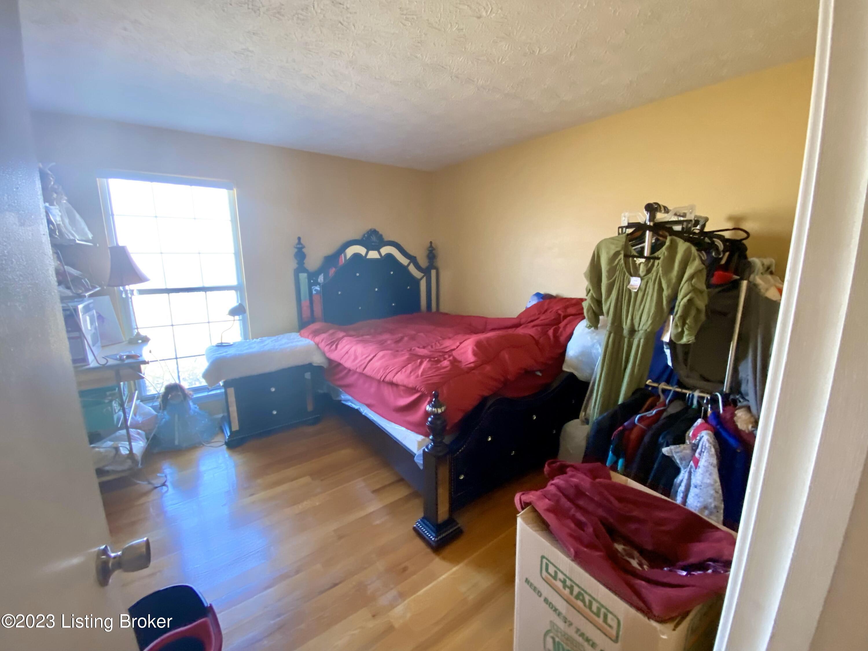 7216 Ridge Creek Road Louisville, KY 40291 - Photo 72 of 86 IMG_E0467