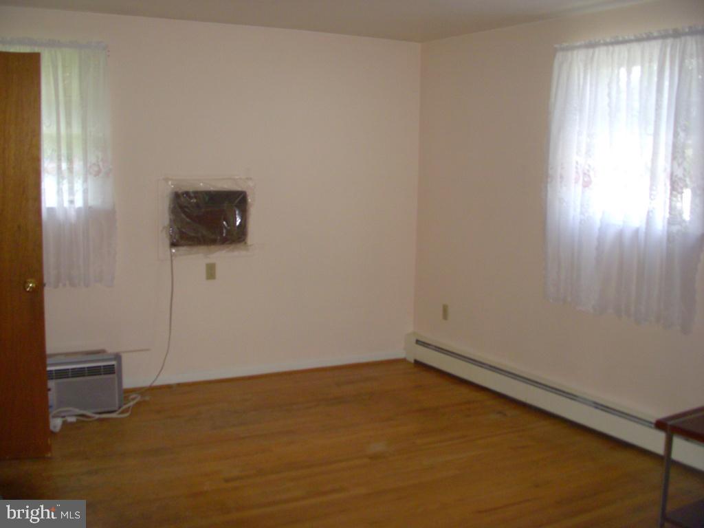 446 Revere Road Lancaster, PA 17601 - Photo 11 of 13 Gallery Image 11