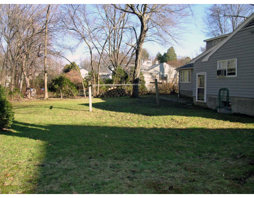 7 Sherburne Road Lexington, MA 02421 - Photo 14 of 16 Gallery Image 14