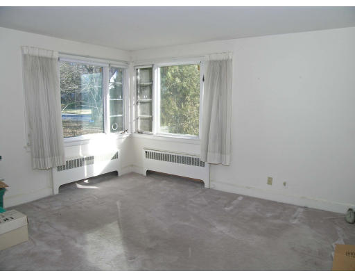 7 Sherburne Road Lexington, MA 02421 - Photo 10 of 16 Gallery Image 10