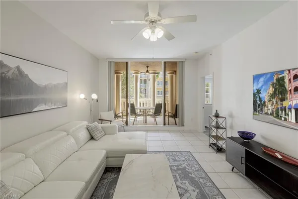 $7,000 | 410 Bayfront Place, Unit 2204, Naples, FL 34102