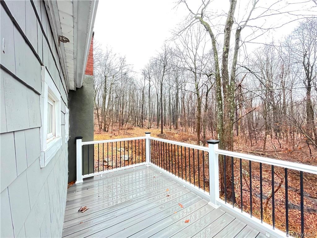 291 Hortontown Road Hopewell Junction, NY 12533 - Photo 4 of 9