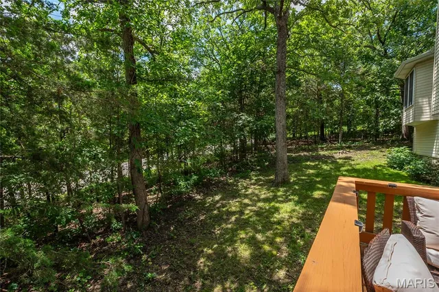 $399,900 | 6066 Peachtree Drive, Hillsboro, MO 63050