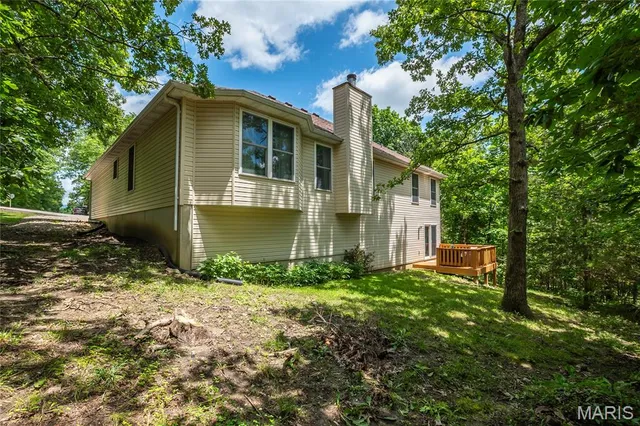 $399,900 | 6066 Peachtree Drive, Hillsboro, MO 63050