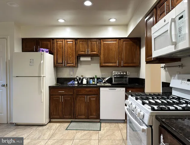 $3,995 | 6042 Loganwood Drive, Rockville, MD 20852