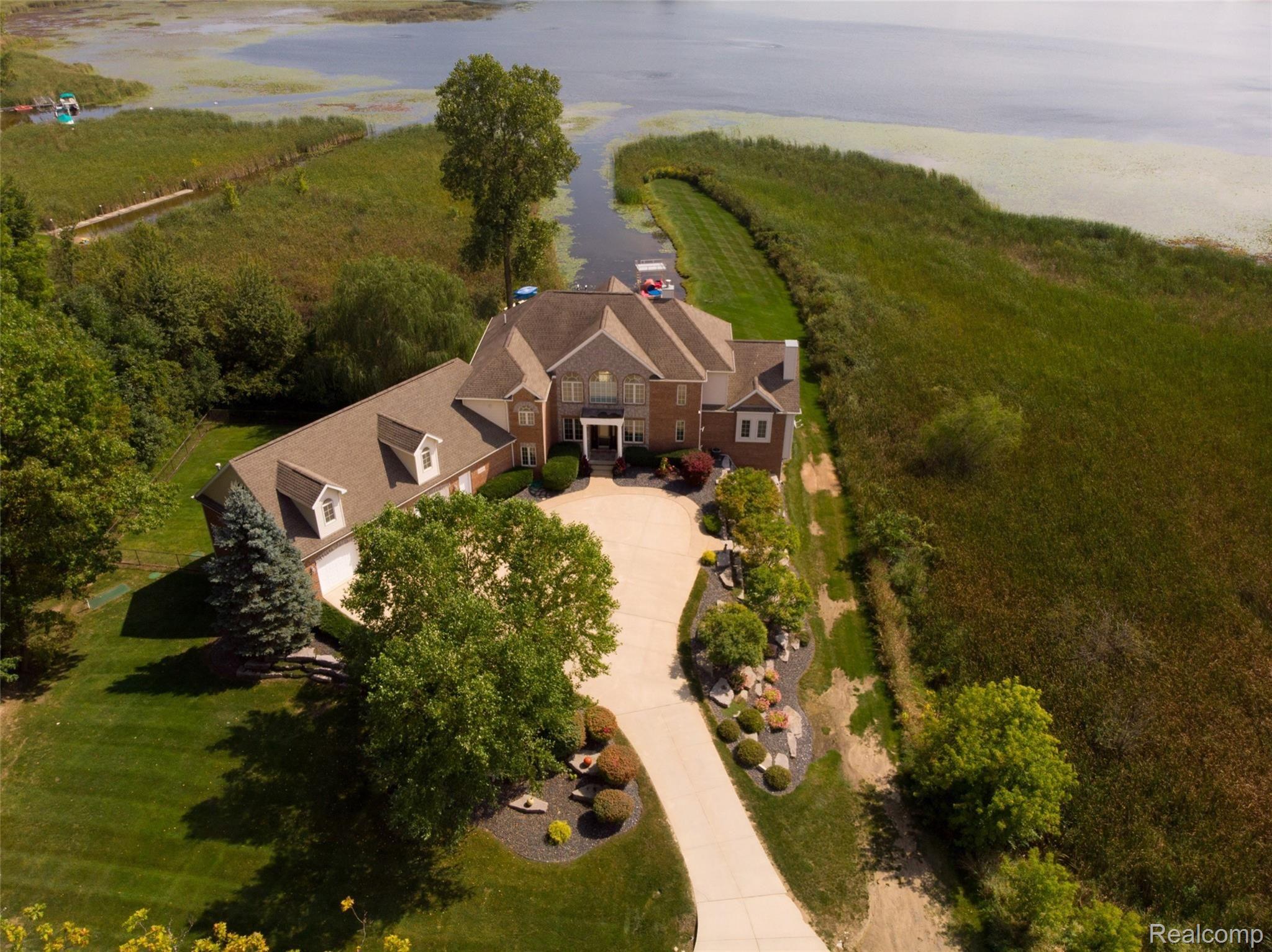 4385 Cedar Lake Road Howell, MI 48843 - Photo 1 of 92 IMG-0663.jpg