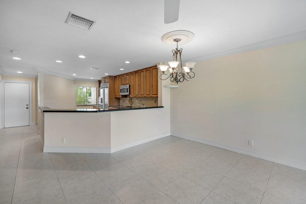 6061 Old Court Road, Unit 203 Boca Raton, FL 33433 - Photo 9 of 28 8