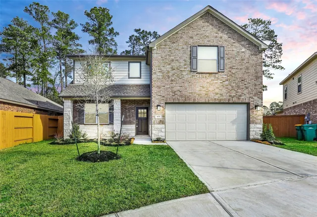 $2,200 | 423 Black Walnut Drive, Conroe, TX 77304