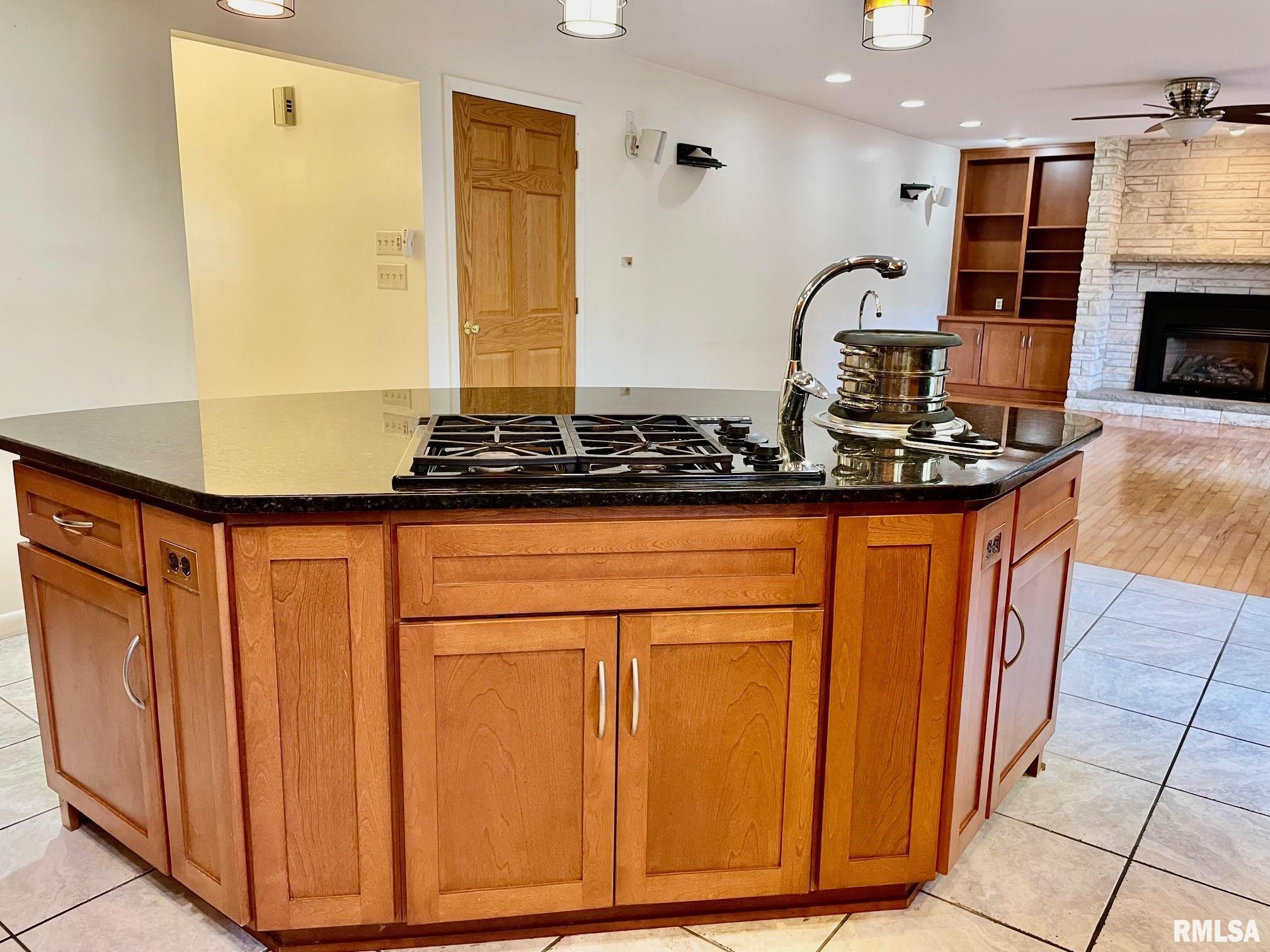 5611 Old Jacksonville Road Springfield, IL 62711 - Photo 12 of 71 Gallery Image 12