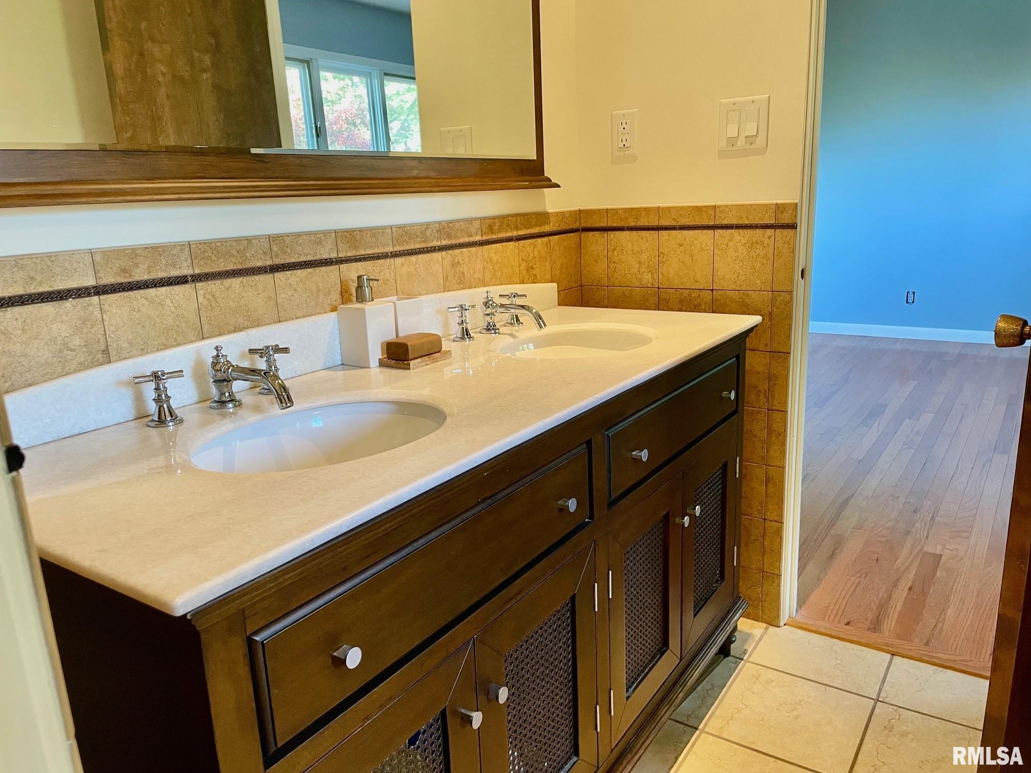 5611 Old Jacksonville Road Springfield, IL 62711 - Photo 28 of 71 Gallery Image 28