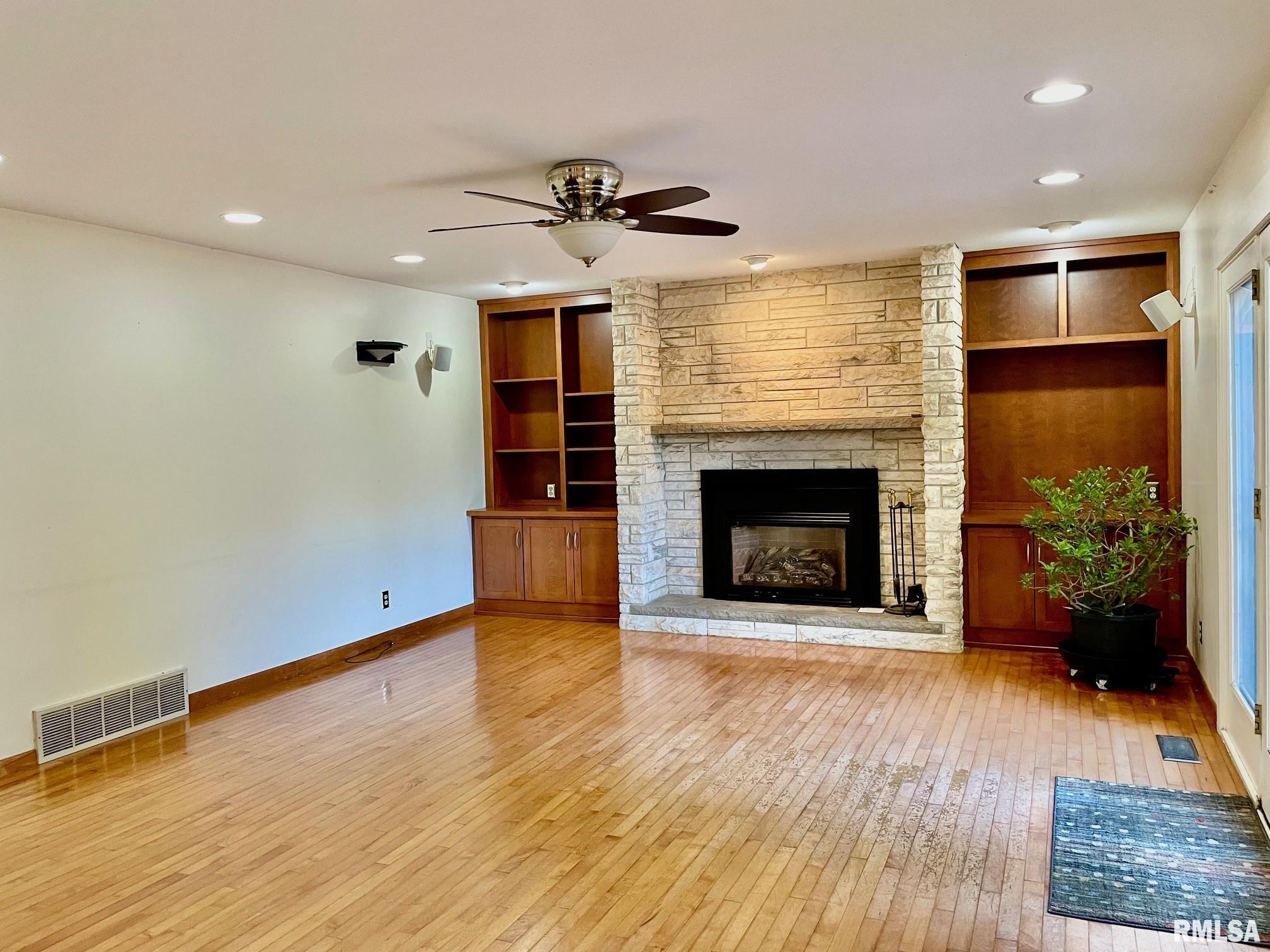 5611 Old Jacksonville Road Springfield, IL 62711 - Photo 8 of 71 Gallery Image 8