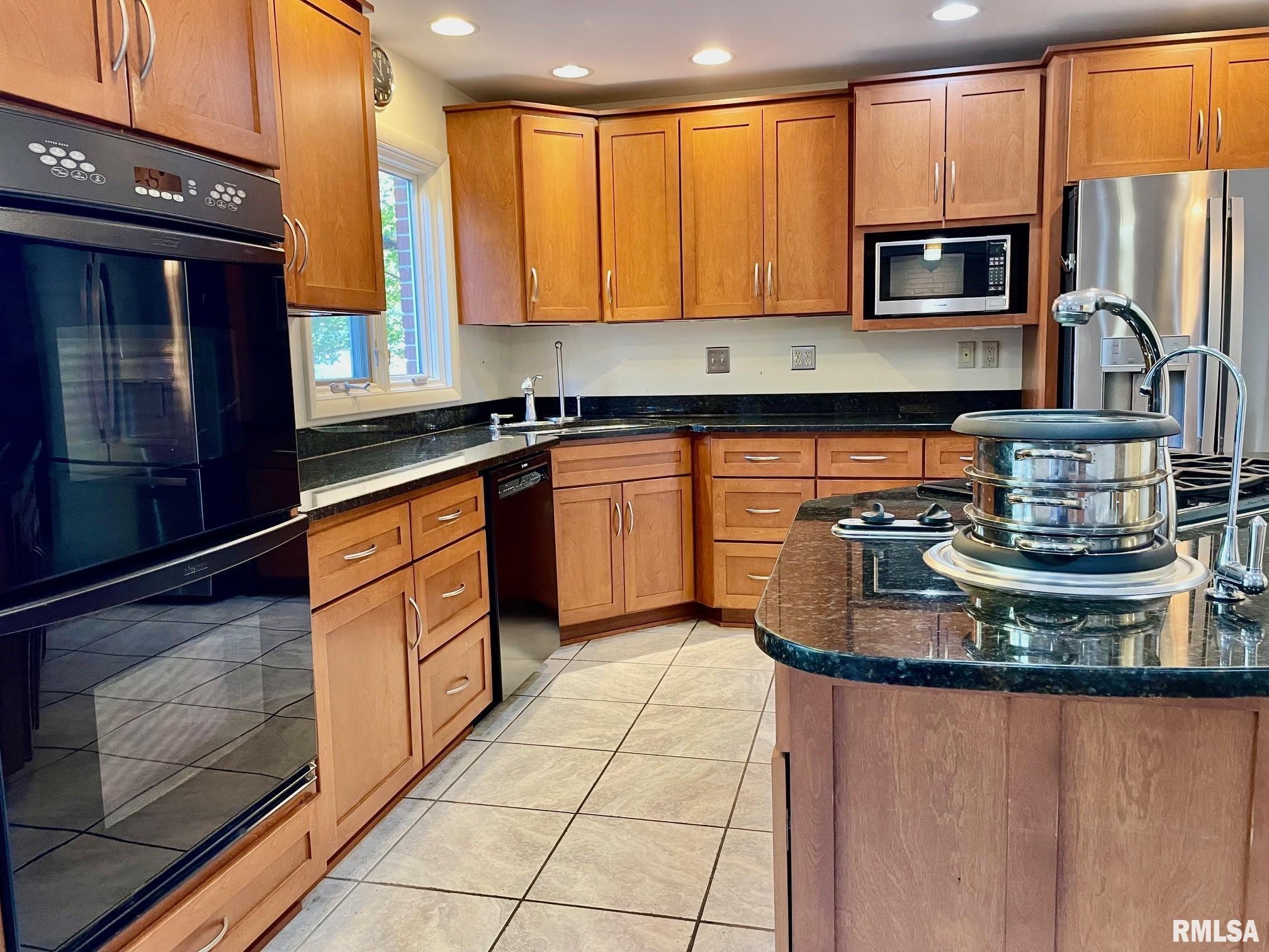 5611 Old Jacksonville Road Springfield, IL 62711 - Photo 10 of 71 Gallery Image 10