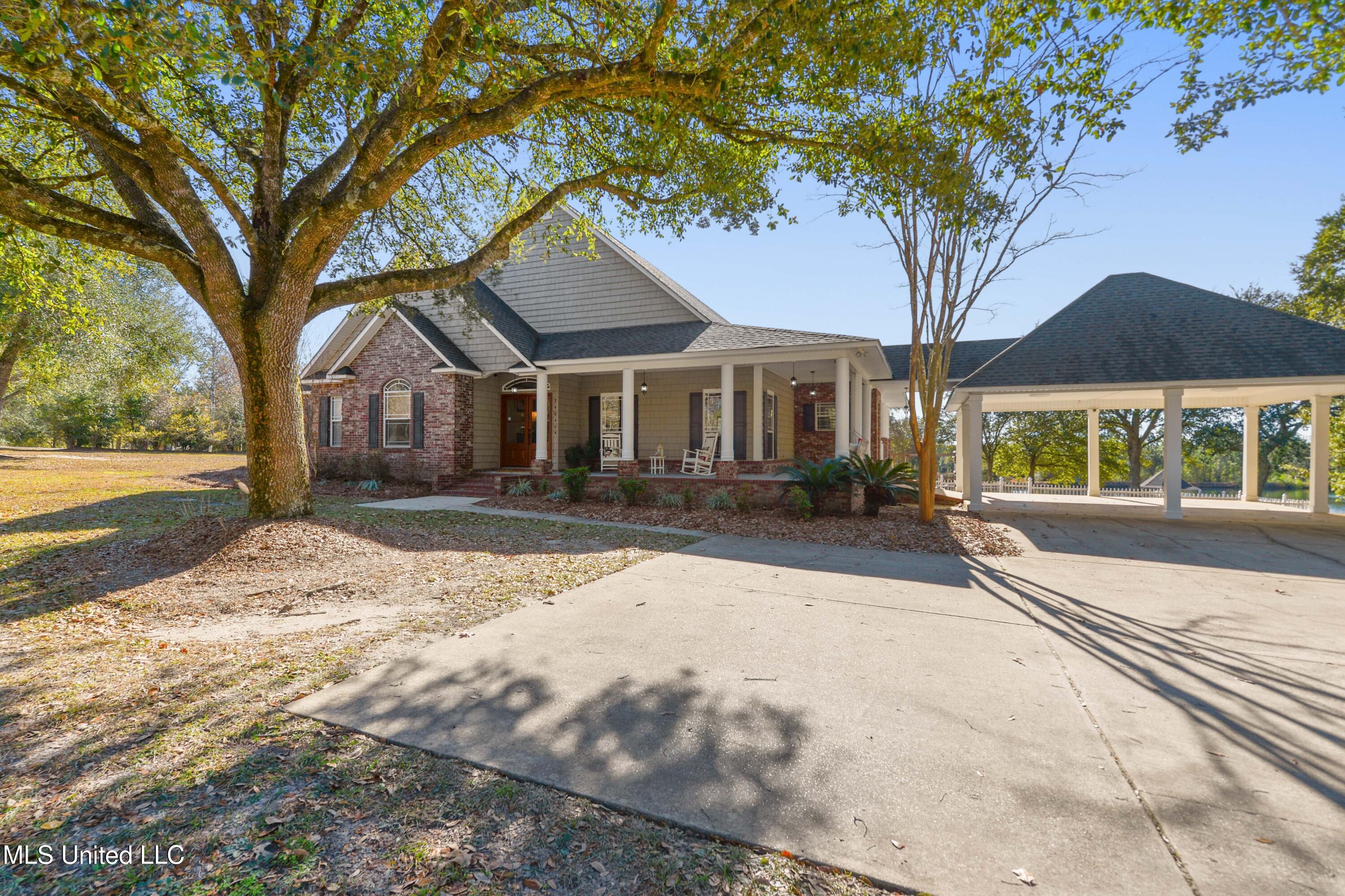 24040 Robert E Lee Road Lucedale, MS 39452 - Photo 2 of 54 002