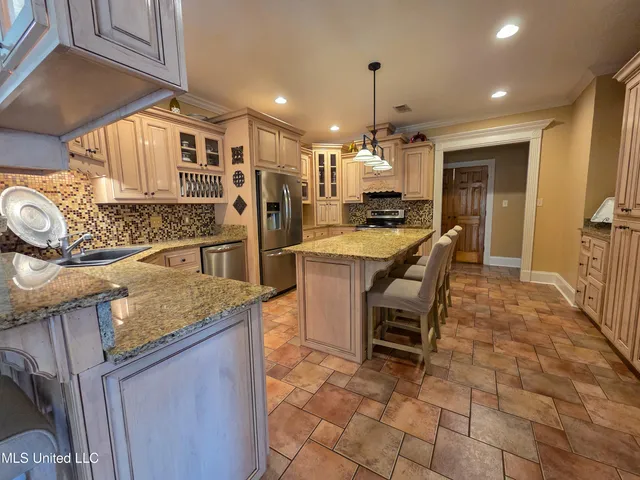 $598,500 | 24040 Robert E Lee Road, Lucedale, MS 39452