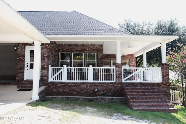 $598,500 | 24040 Robert E Lee Road, Lucedale, MS 39452