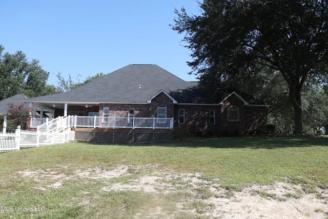 $598,500 | 24040 Robert E Lee Road, Lucedale, MS 39452