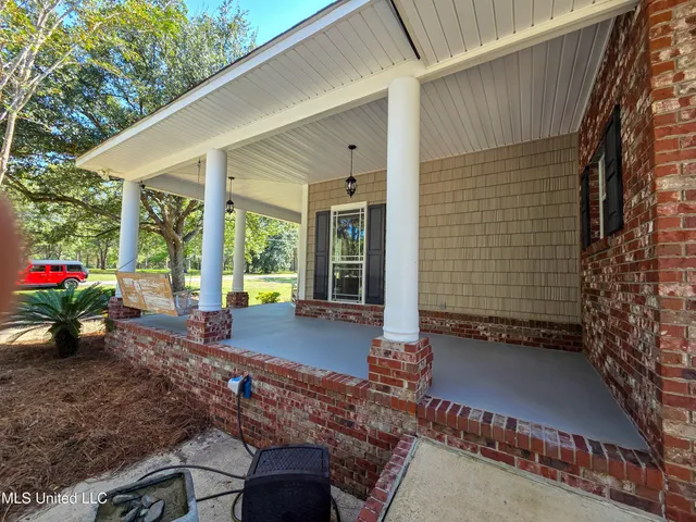 $598,500 | 24040 Robert E Lee Road, Lucedale, MS 39452