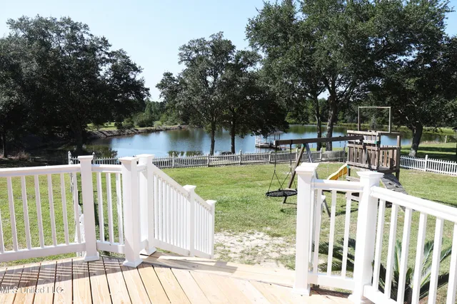 $598,500 | 24040 Robert E Lee Road, Lucedale, MS 39452