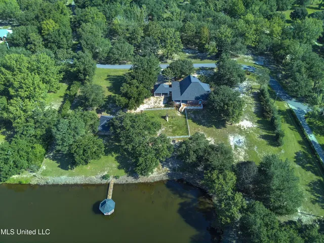 $598,500 | 24040 Robert E Lee Road, Lucedale, MS 39452