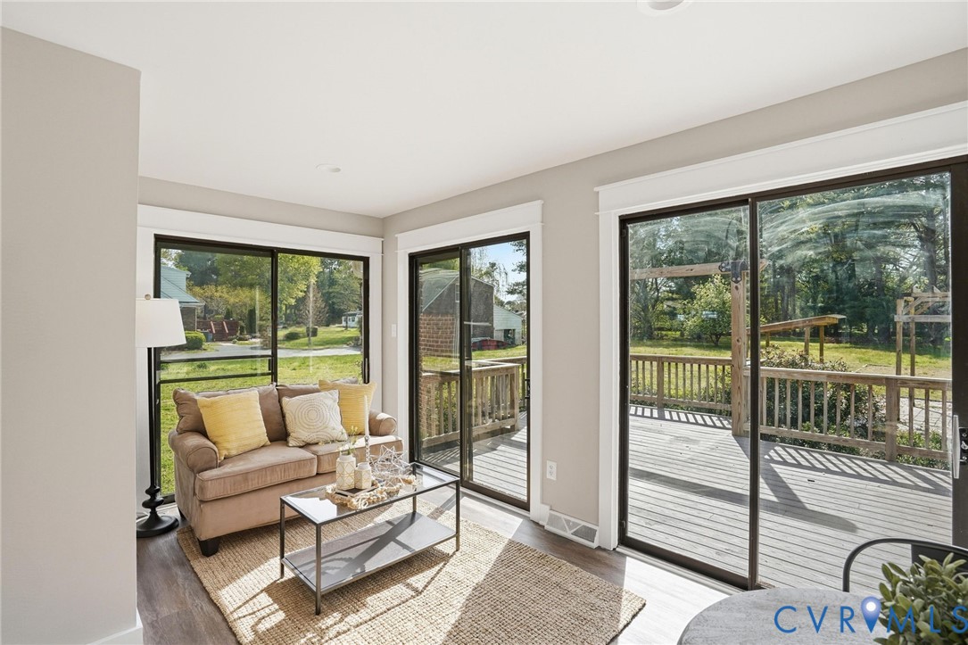 9285 Rural Point Drive Mechanicsville, VA 23116 - Photo 17 of 43