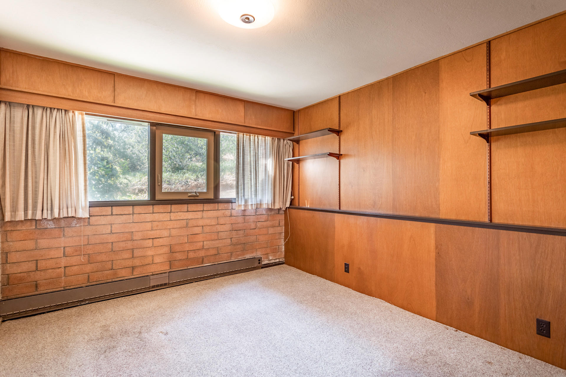 17823 Press Road Redding, CA 96003 - Photo 24 of 33 a view of an empty room with a window