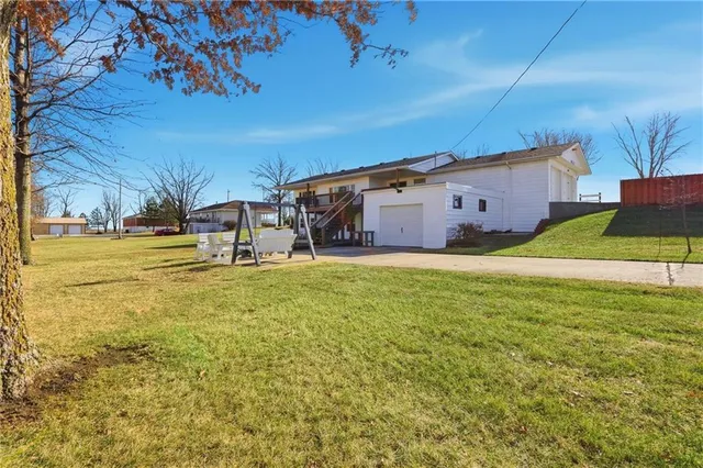 $305,000 | 29410 Northeast 184 Street, Lawson, MO 64062