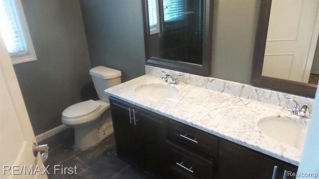 235 Stonetree Circle Rochester Hills, MI 48309 - Photo 20 of 29