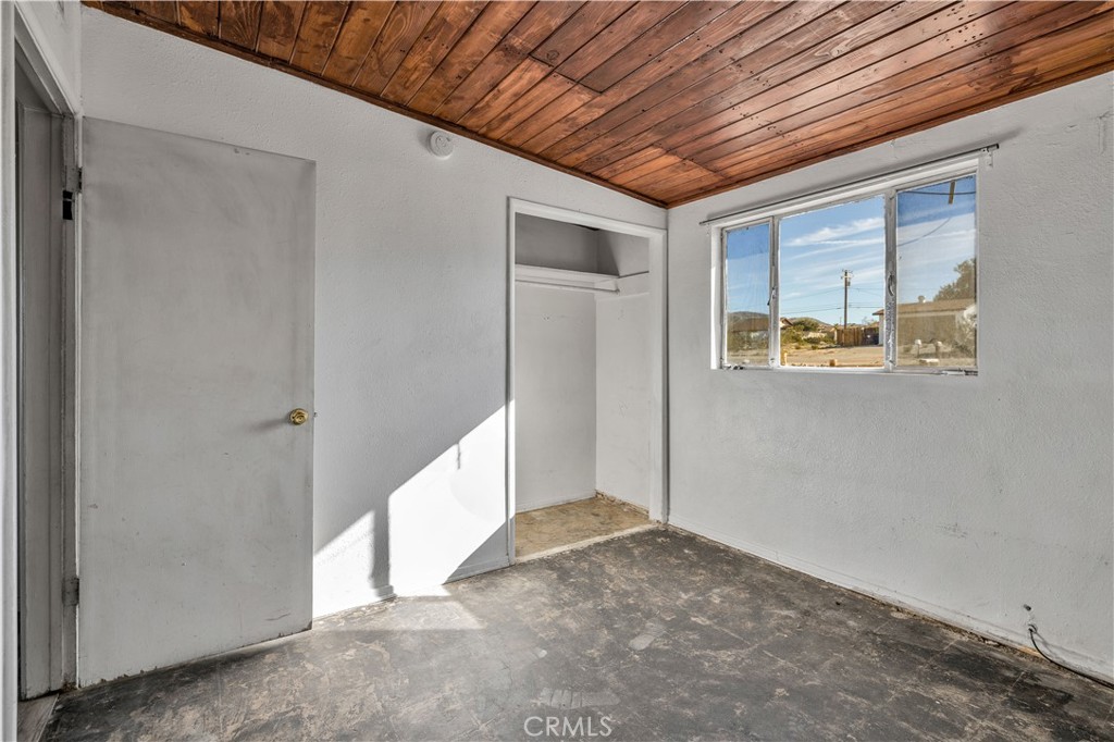 74746 Baseline Road Twentynine Palms, CA 92277 - Photo 17 of 39